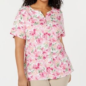 NWT 1X Karen Scott Short Sleeve Henley (Color is Coral Lining)